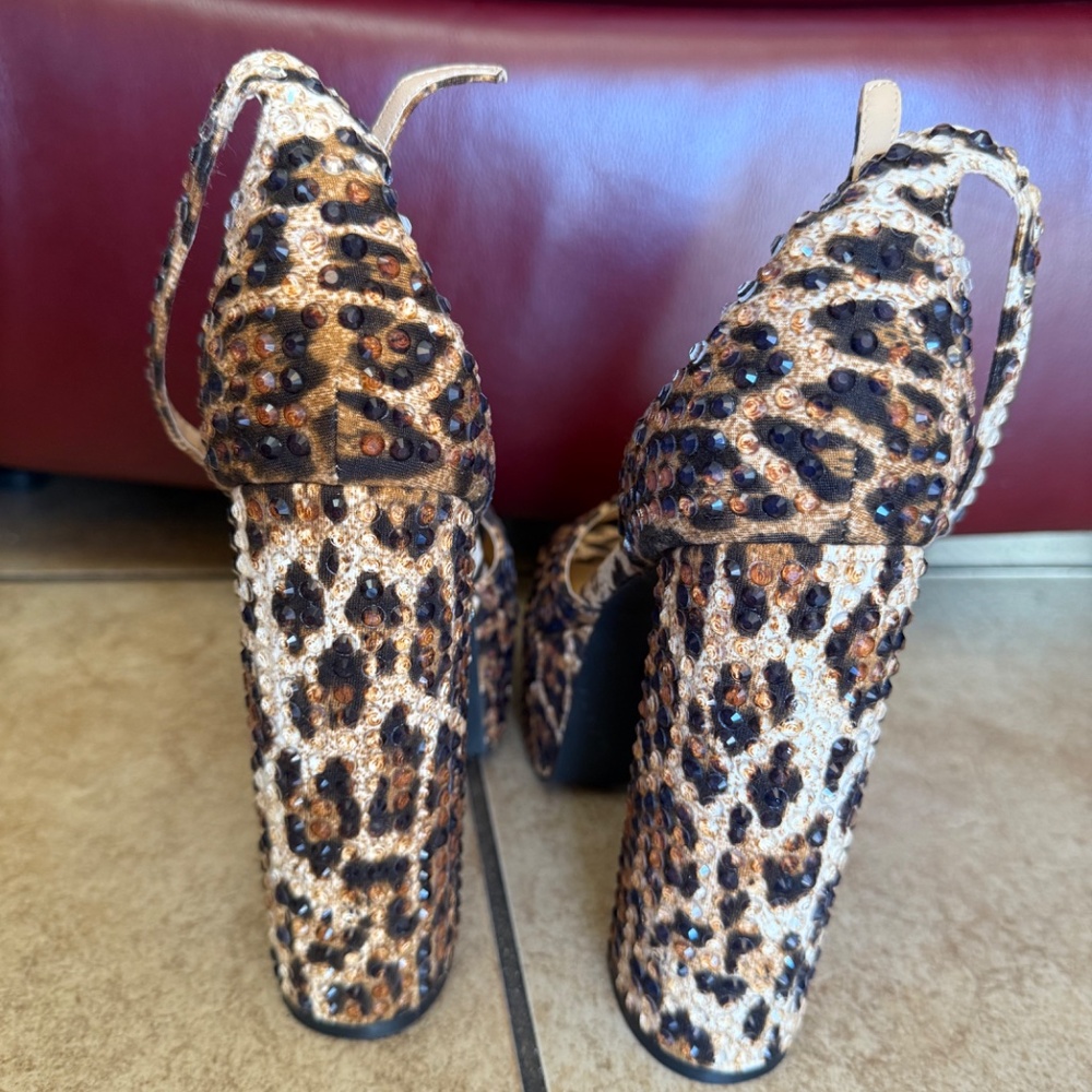 JUST ARRIVED;  Azalea Wang Wilmore Leopard  Rhinestone  Platform SZ 10 Orig $190 - Picture 9 of 15
